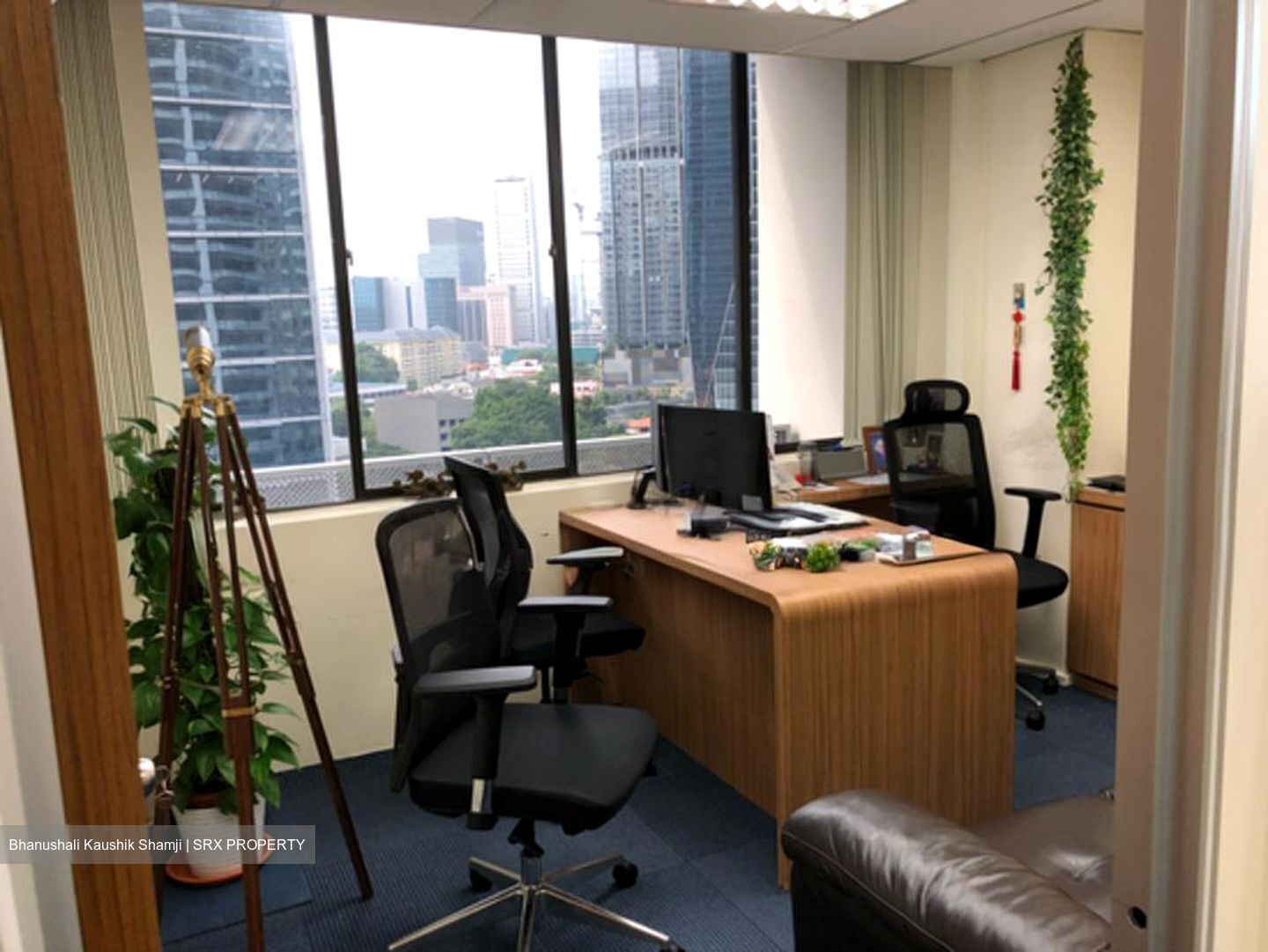 International Plaza (D2), Office #496704811